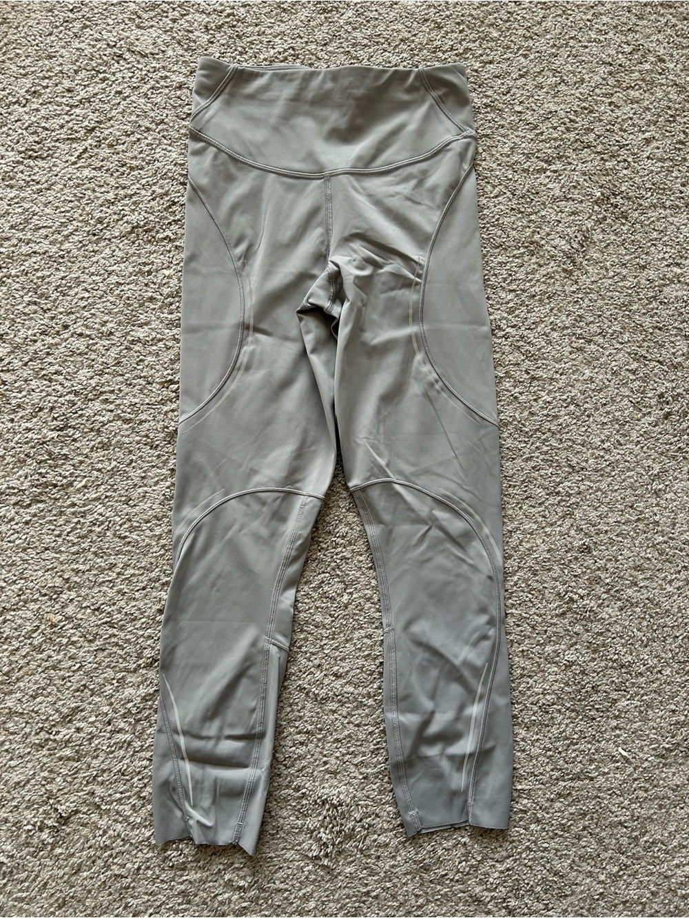 lululemon base pace hr reflective crop 23”